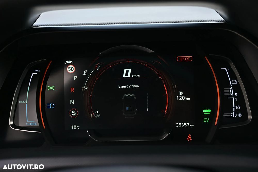 Hyundai IONIQ - 18