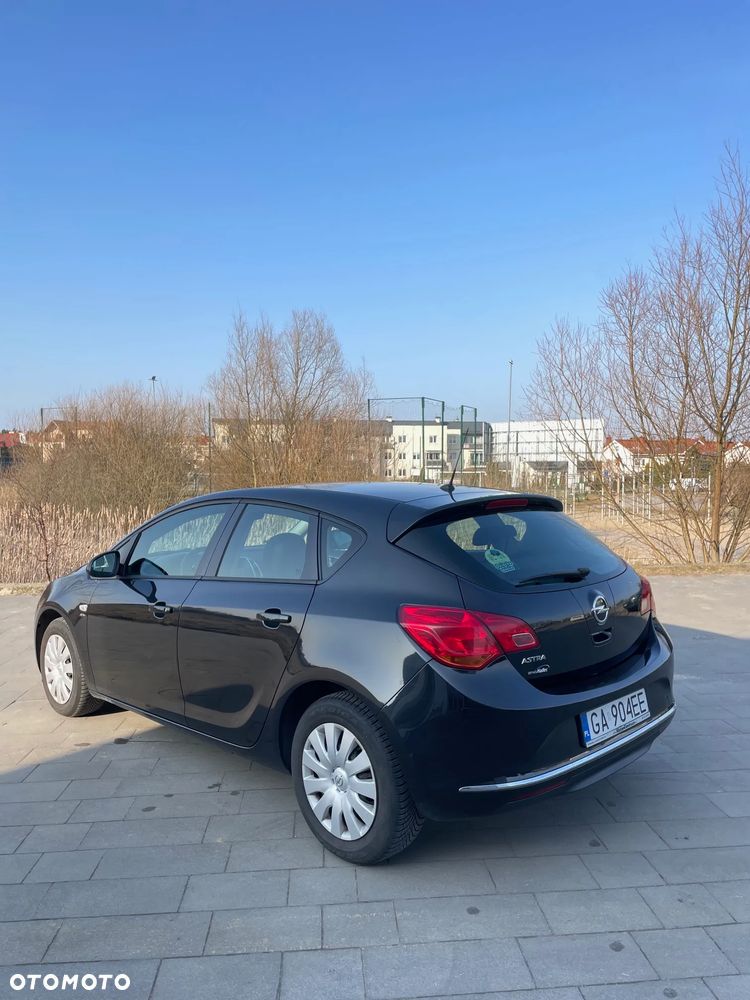 Opel Astra 1.4 T Active - 4