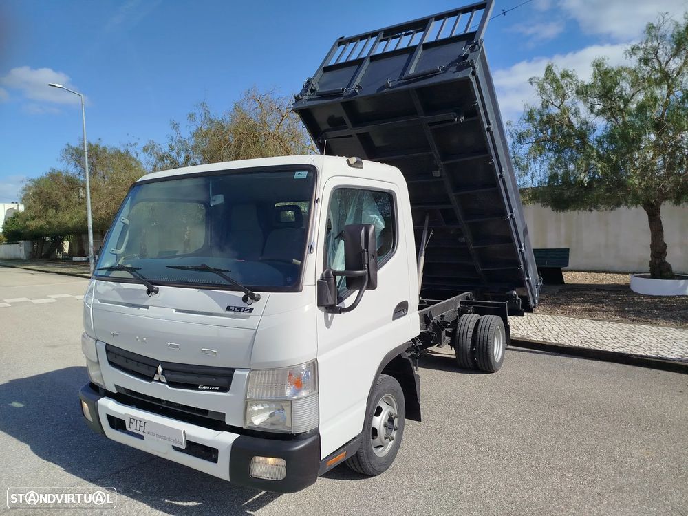 Mitsubishi Canter Fuso - 1
