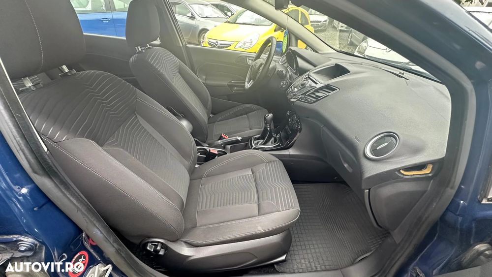 Ford Fiesta - 23