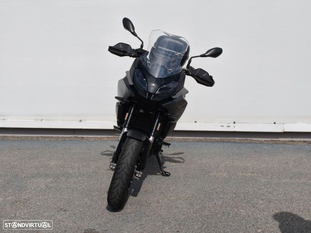 BMW F 900 XR Triple Black - 8