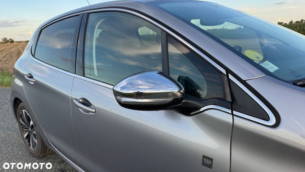 Peugeot 208 1.5 BlueHDi Allure Pack S&S - 20