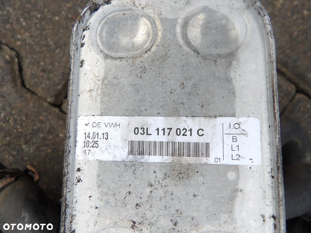 VOLKSWAGEN CRAFTER - PODSTWA FILTRA OLEJU , CHŁODNICA OLEJU - PRZEWODY - KOMPLET - 03L117021C - 2