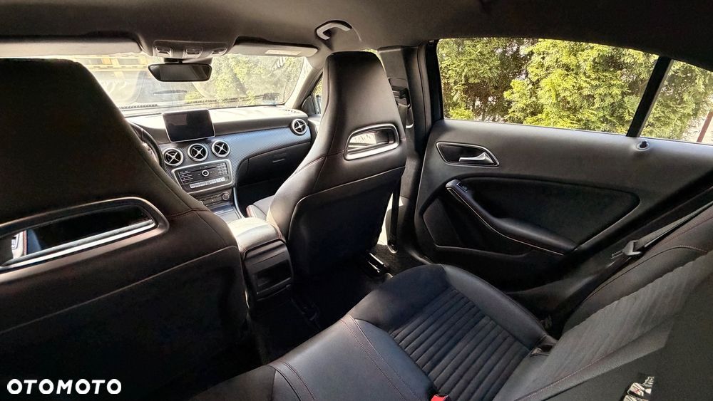 Mercedes-Benz Klasa A 220 d - 14