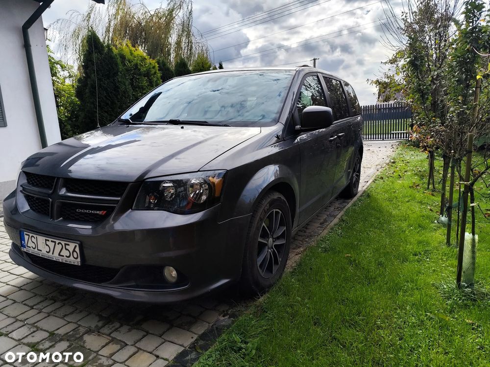 Dodge Grand Caravan 3.6 R/T - 1