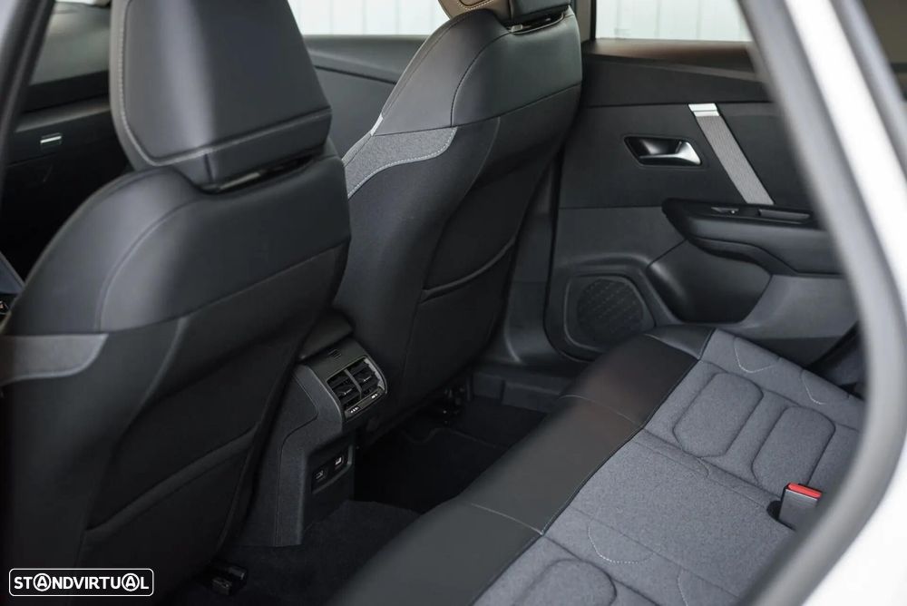 Citroën e-C4 50 kWh Autonomia Conforto Plus - 30