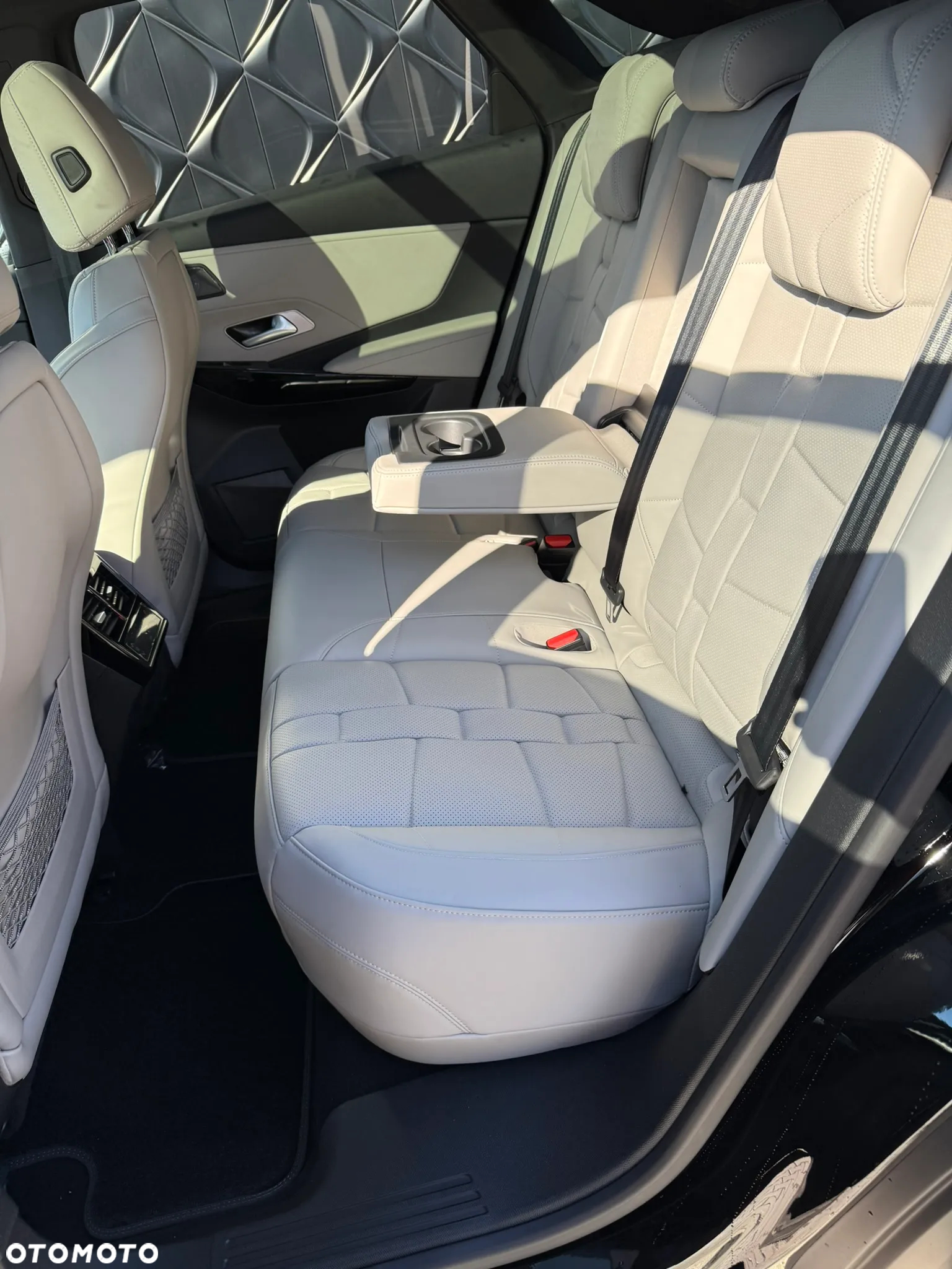 DS Automobiles DS 7 Crossback 1.6 E-Tense 4x4 Etoile - 11