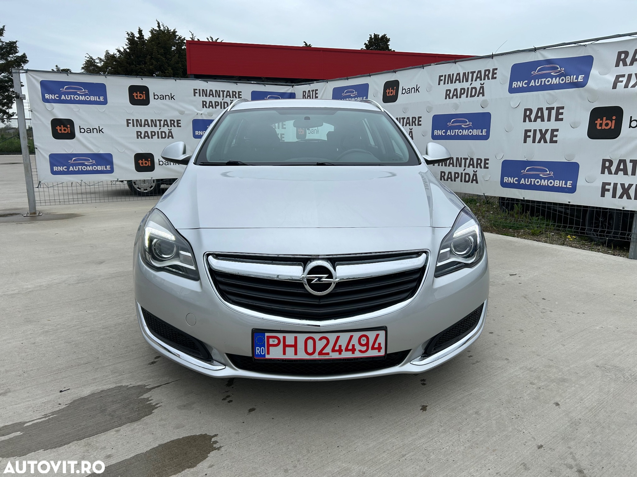 Opel Insignia - 10