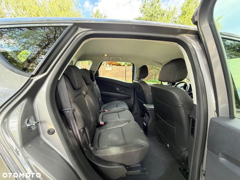Renault Scenic 1.3 TCe Energy Intens EDC - 32