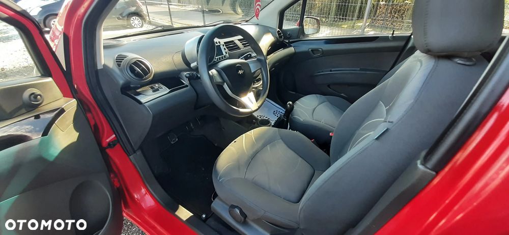Chevrolet Spark - 26