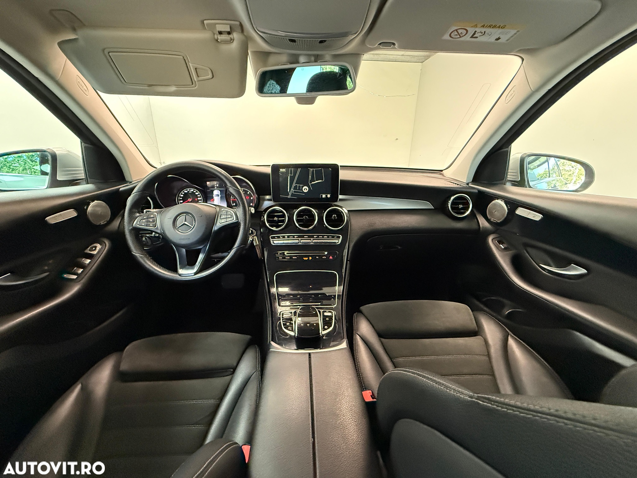 Mercedes-Benz GLC 220 d 4Matic 9G-TRONIC - 28