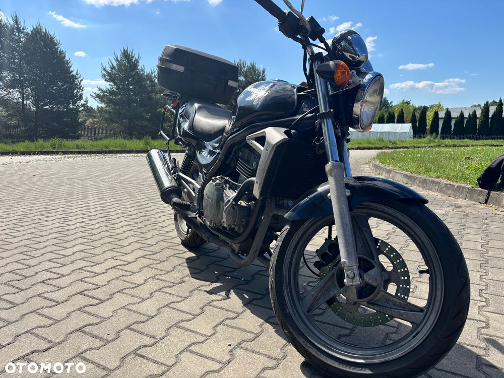 Kawasaki ER - 4