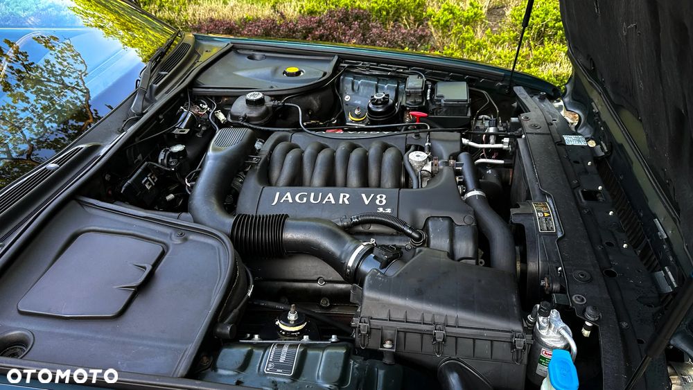 Jaguar XJ 3.2 - 9