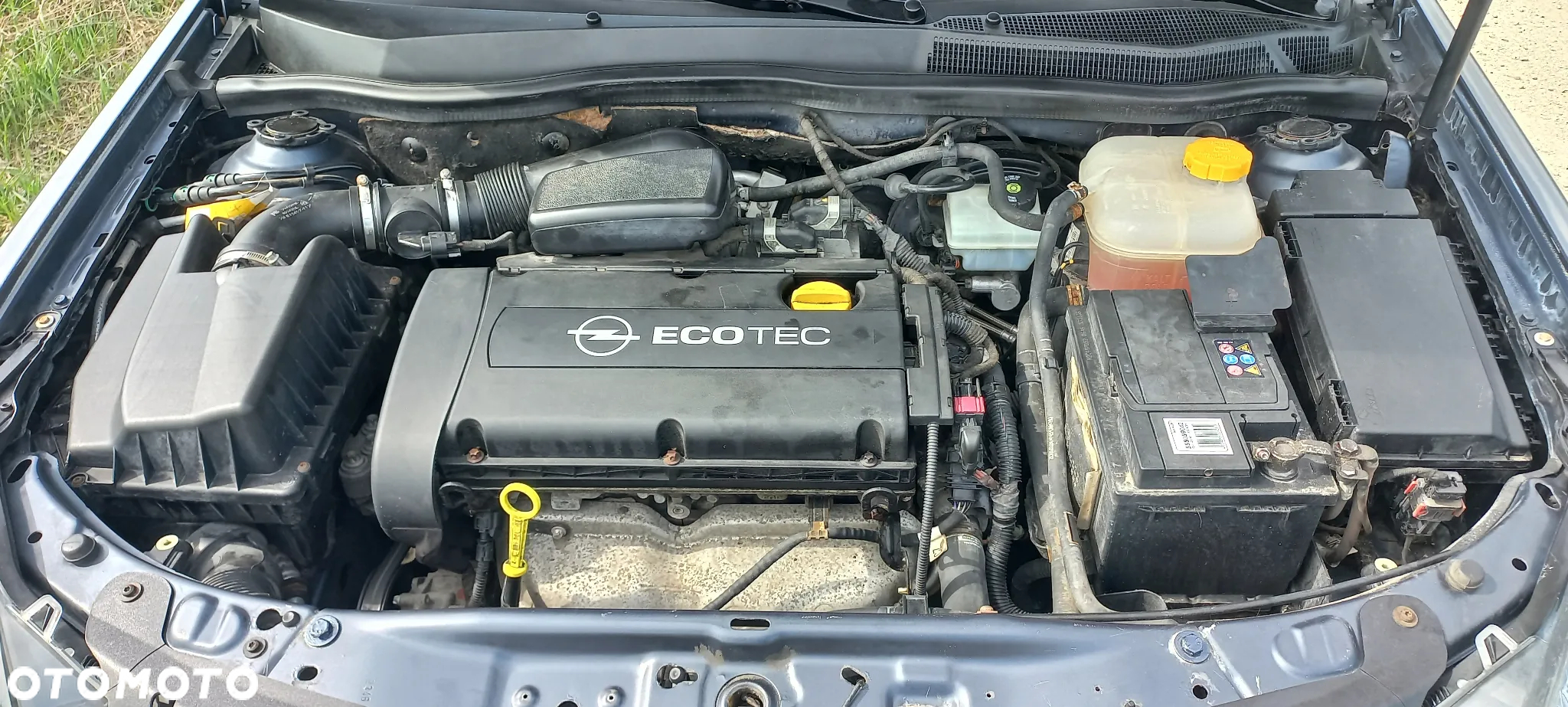 Opel Astra GTC 1.6 - 10