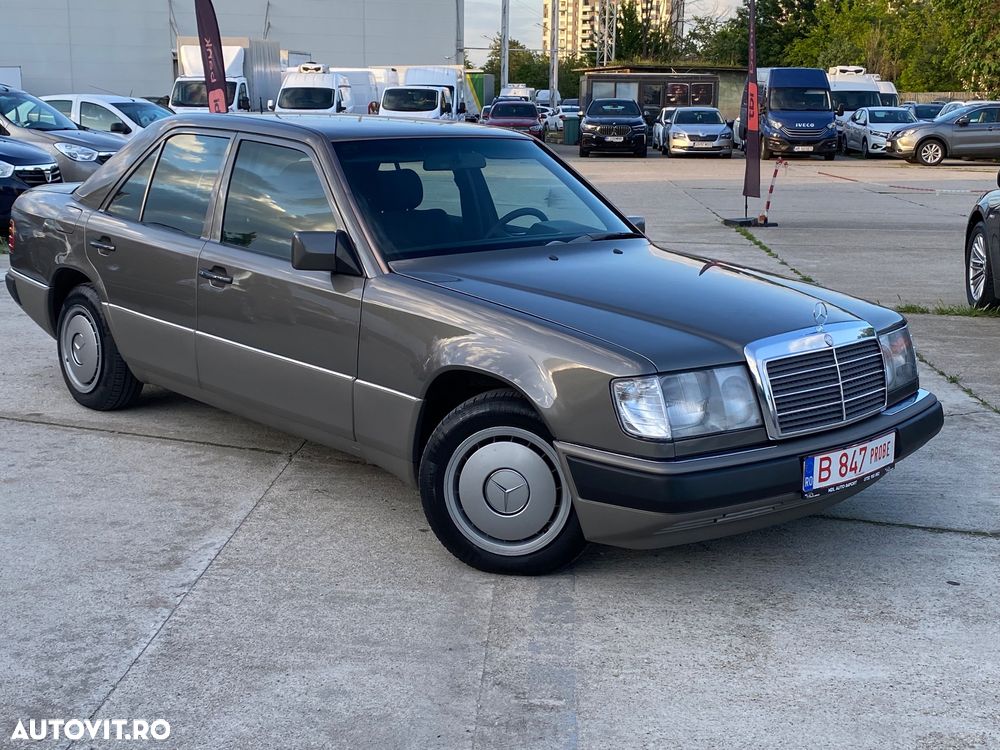 Mercedes-Benz W124 - 1