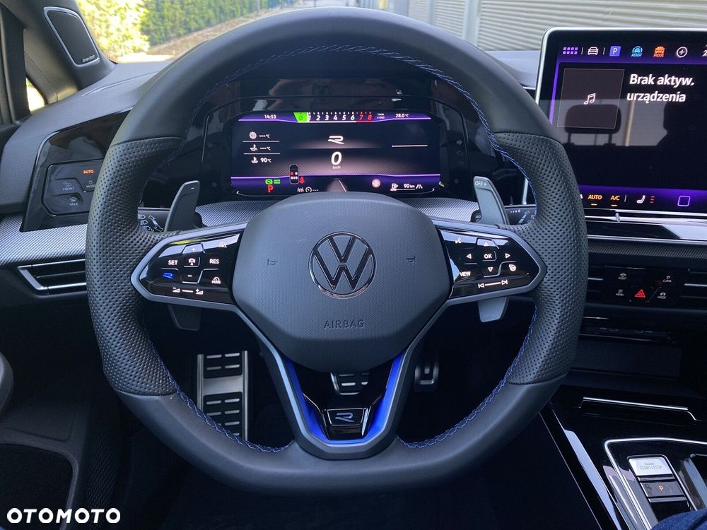 Volkswagen Golf - 13