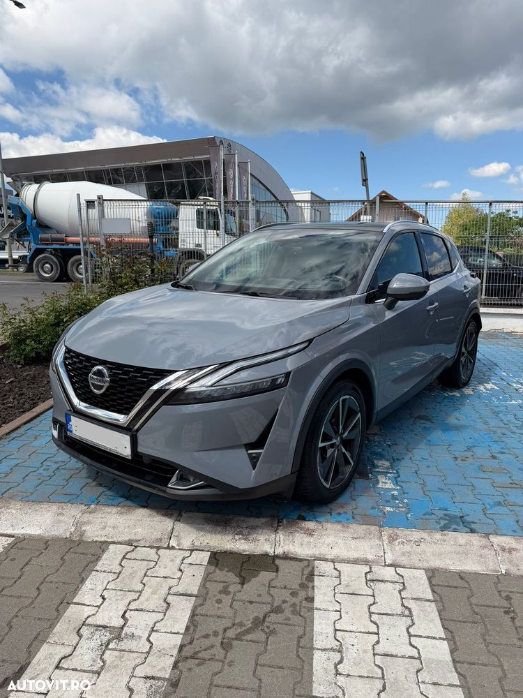 Nissan Qashqai 1.3 l MHEV X-Tronic 4WD Tekna Plus - 2