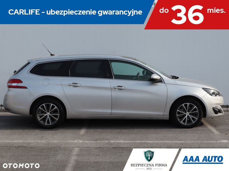 Peugeot 308 - 8