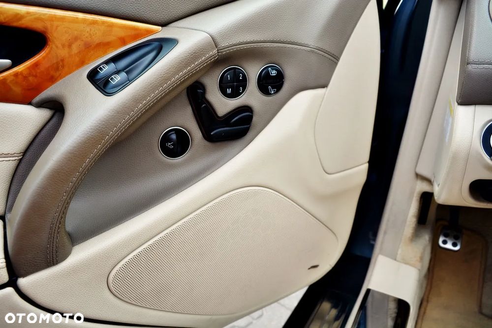 Mercedes-Benz SL - 22