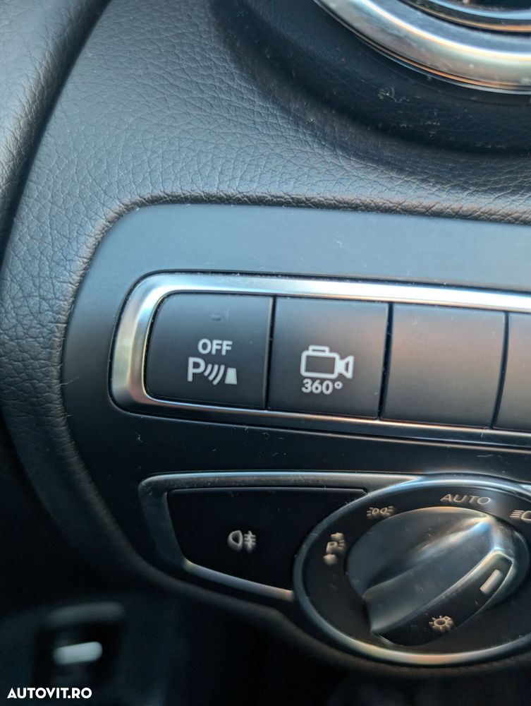 Mercedes-Benz GLC 300 4Matic 9G-TRONIC Exclusive - 22