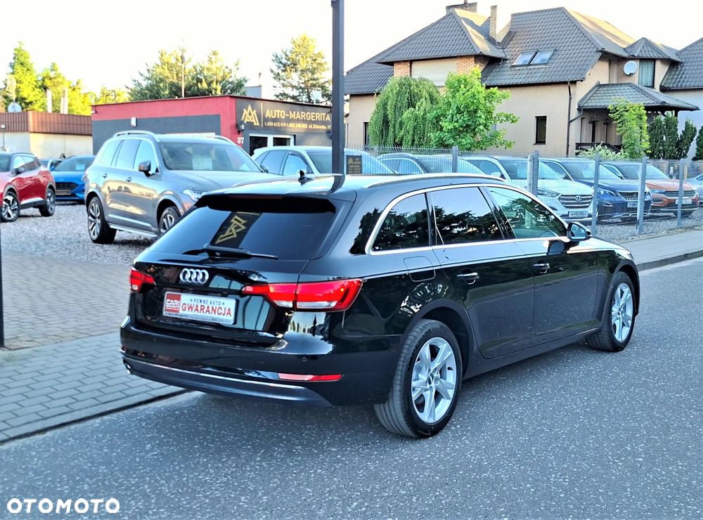 Audi A4 Avant 2.0 TDI - 10
