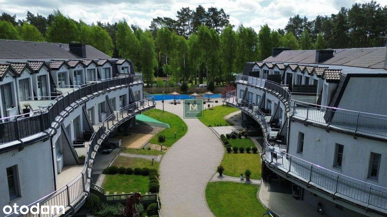 Apartament z Basenem, Kortami Tenisowymi, Tarasem!