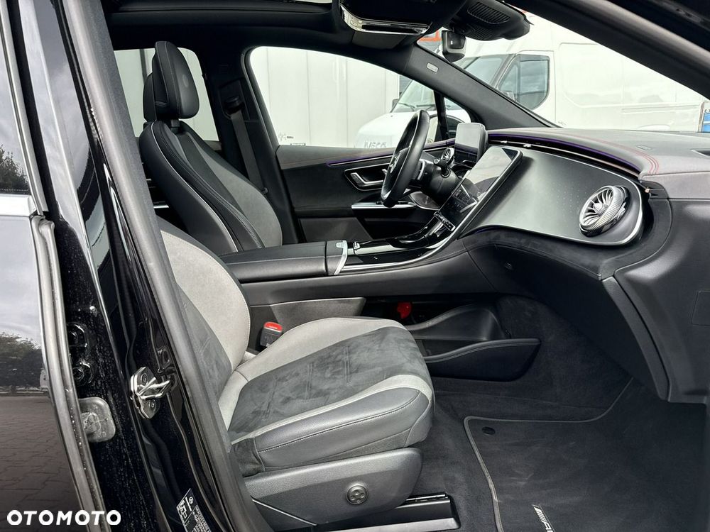 Mercedes-Benz EQE 350 4MATIC - 22