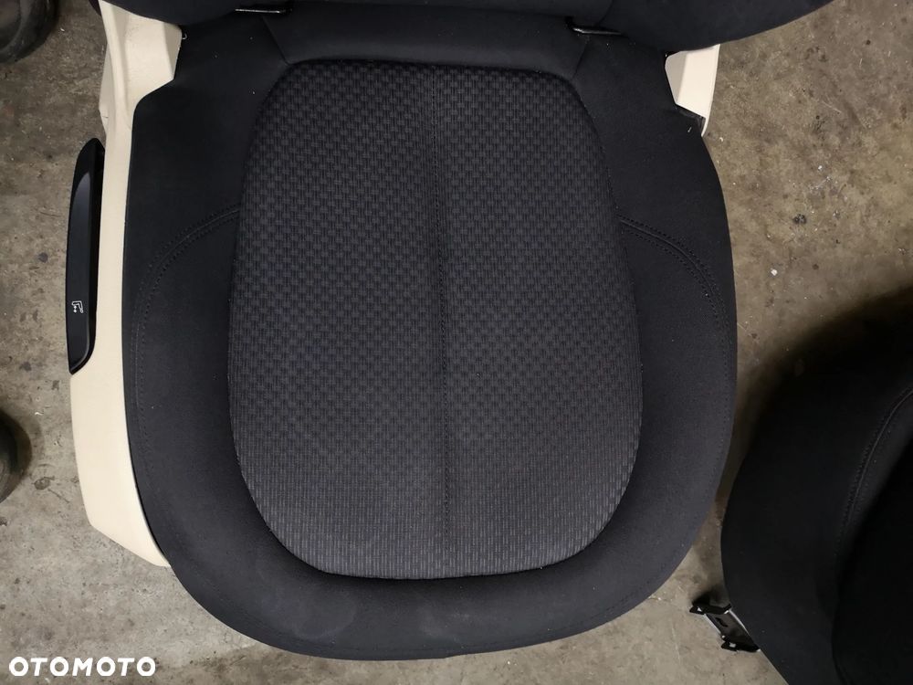 FOTEL KIEROWCY CZARNY MATERIAŁ KANAPA TYLNA BMW 2 F45 ACTIVE TOURER 2017R - 12