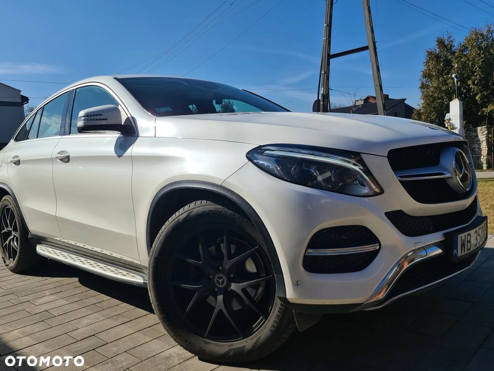 Mercedes-Benz GLE - 1