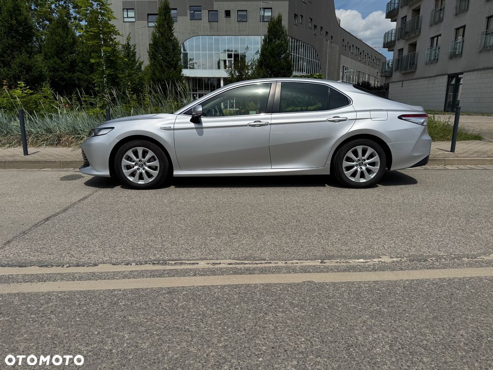 Toyota Camry 2.5 Hybrid Executive CVT - 3