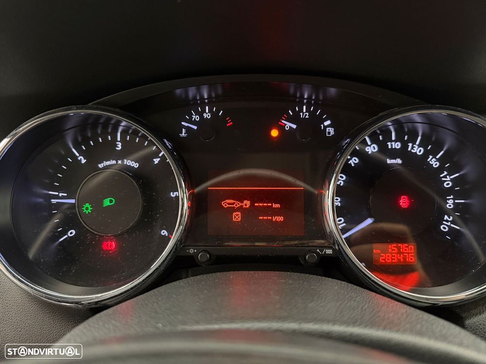 Peugeot 5008 1.6 HDi 7L Allure - 15