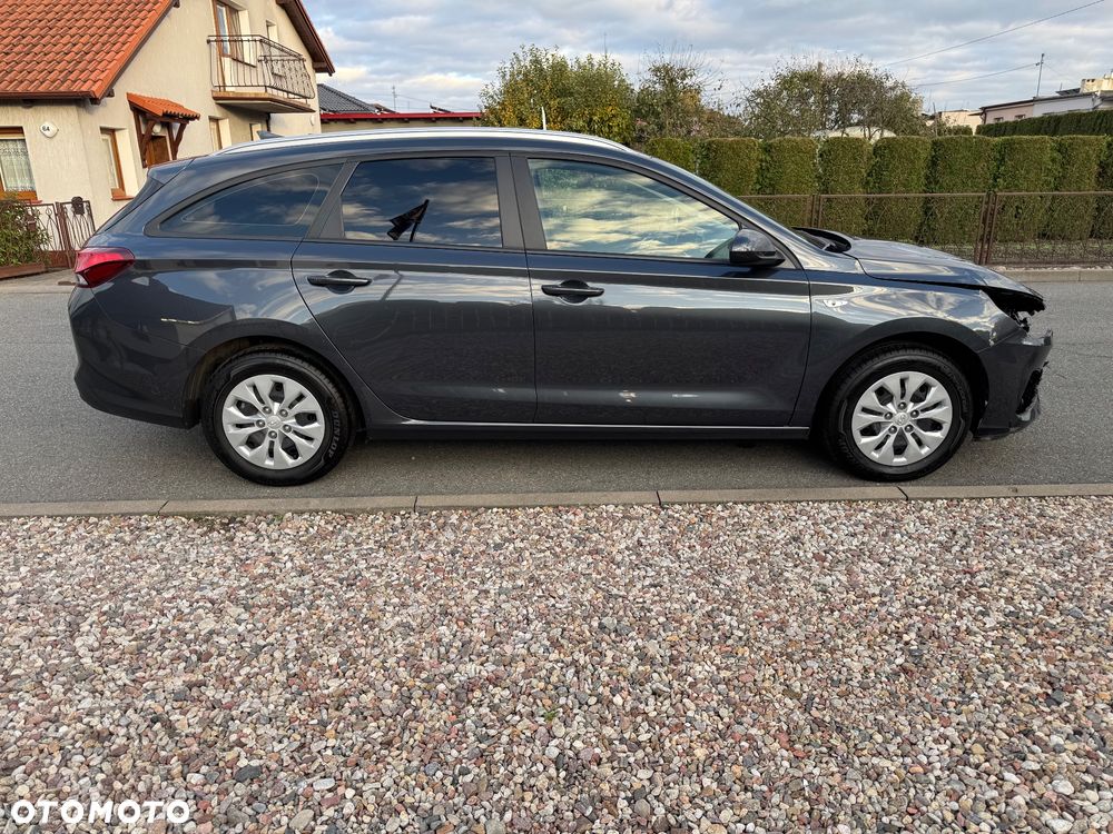 Hyundai i30 1.5 DPI Comfort - 6