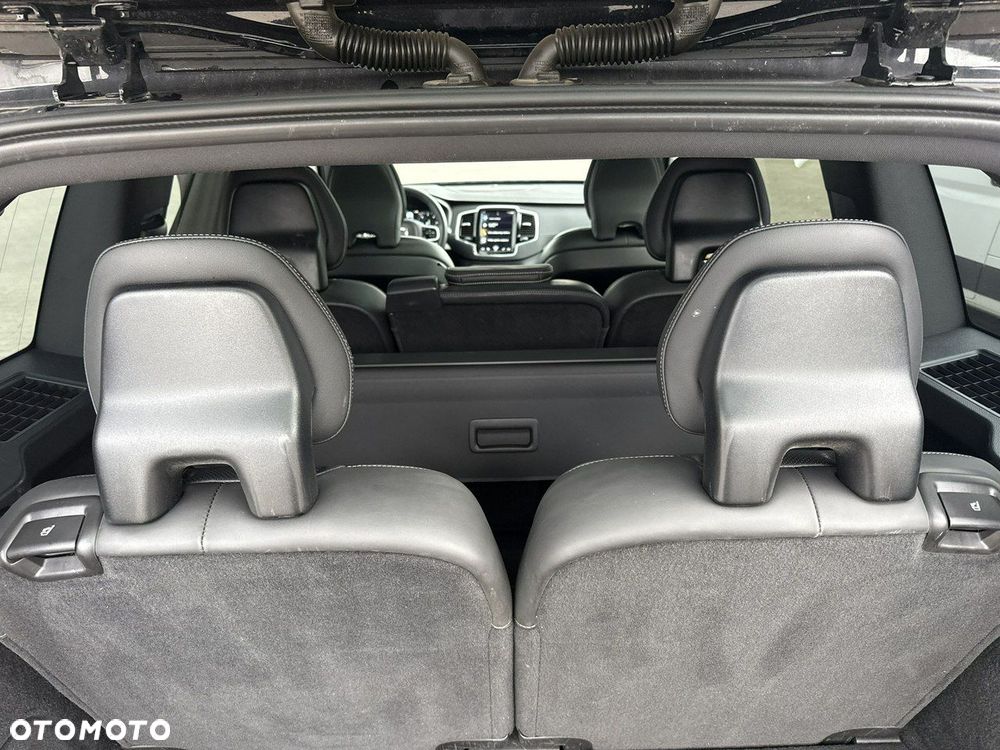 Volvo XC 90 B5 D AWD R-Design 7os - 19