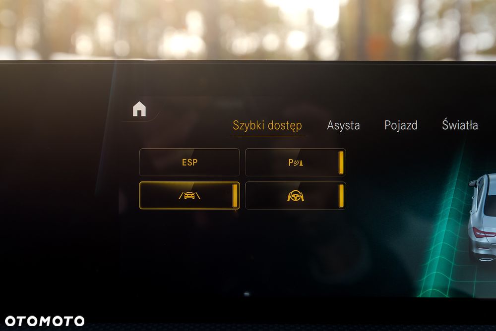 Mercedes-Benz CLA 250 4-Matic AMG Line - 35