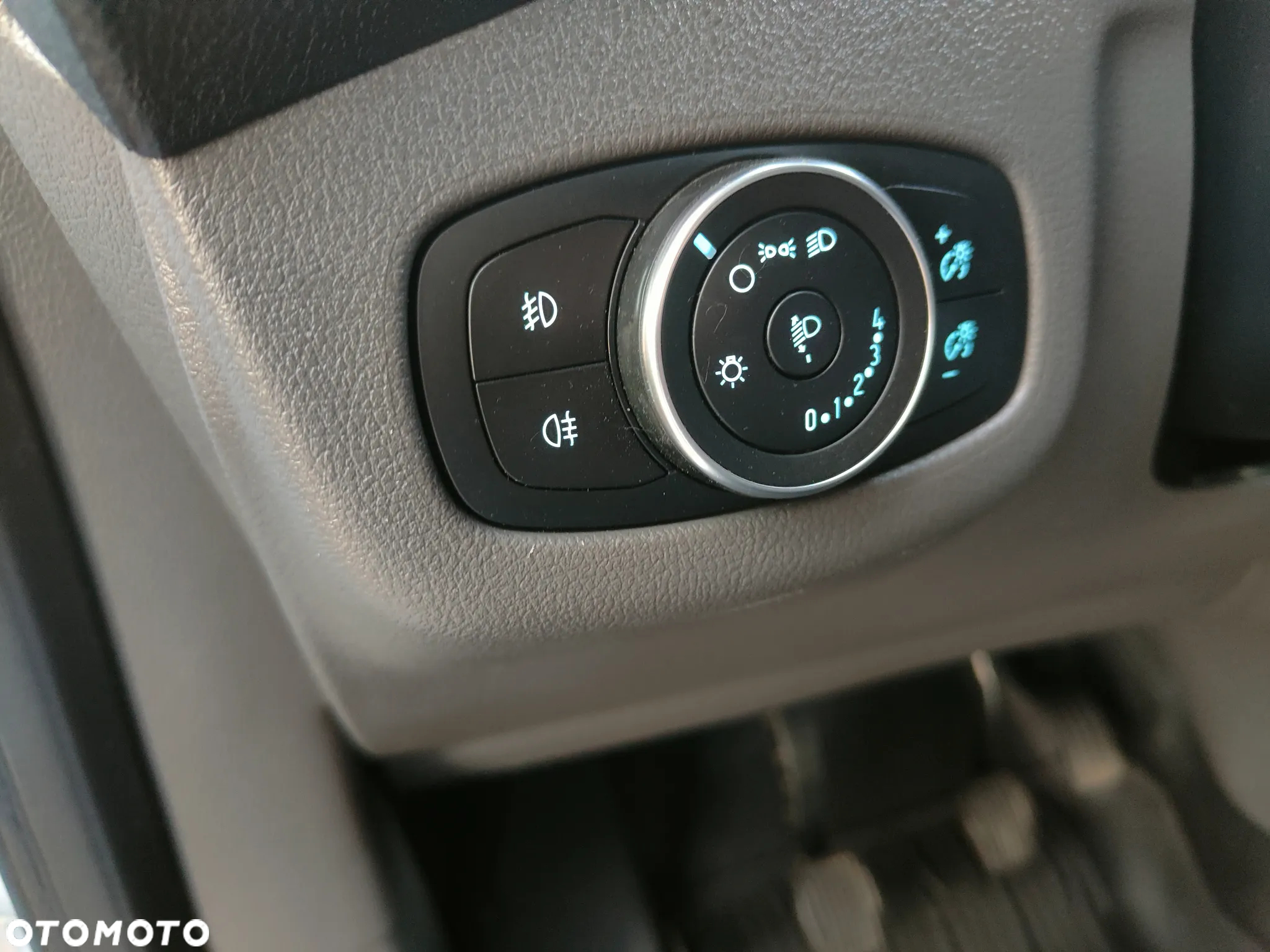 Ford Transit - 21