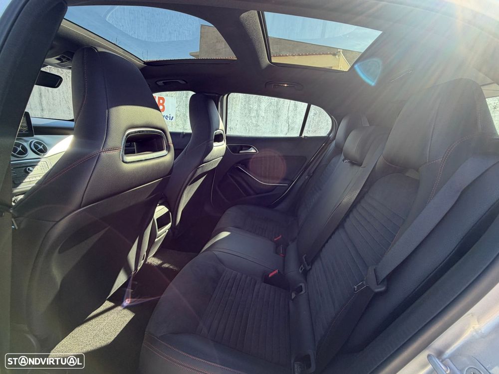 Mercedes-Benz GLA 180 d AMG Line Aut. - 12