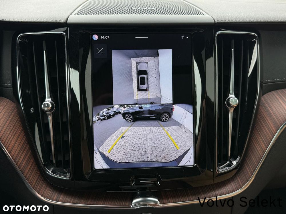 Volvo XC 60 T8 Plug-In Hybrid AWD Ultra Bright - 21