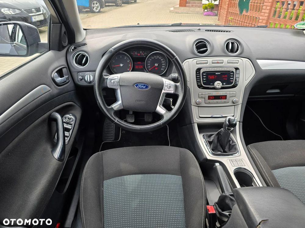 Ford Mondeo - 7