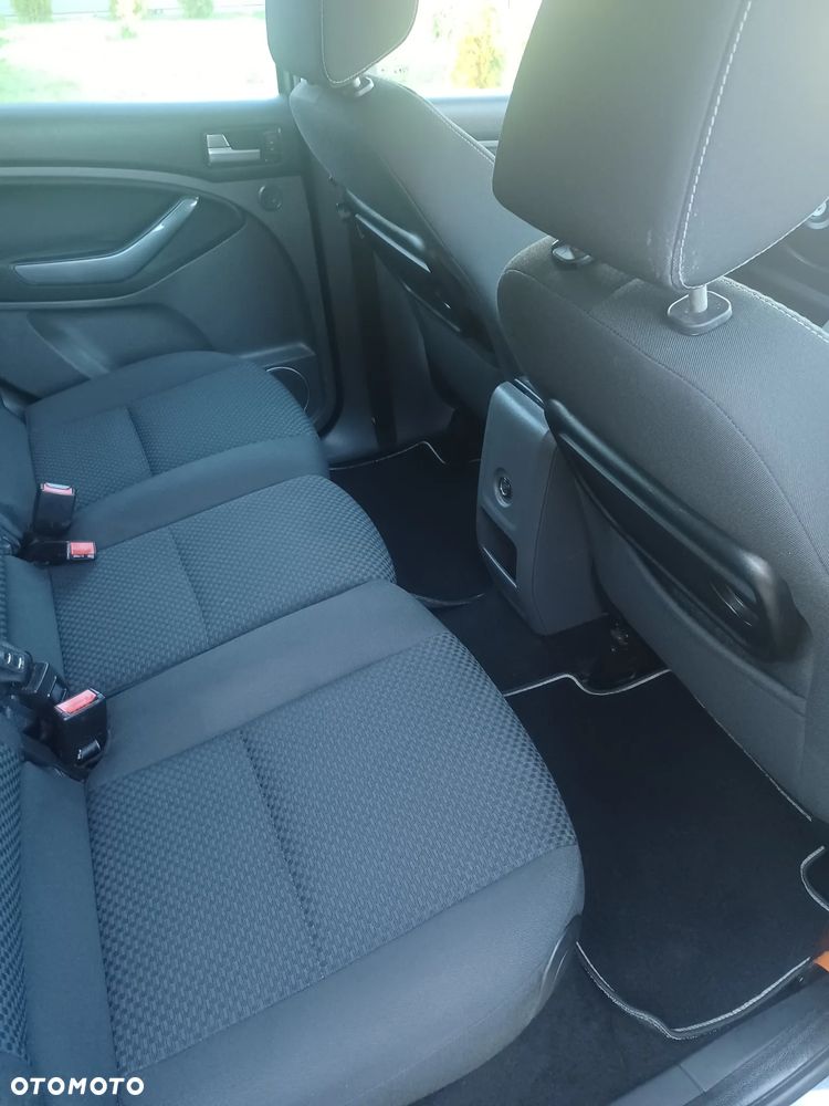 Ford C-MAX - 13