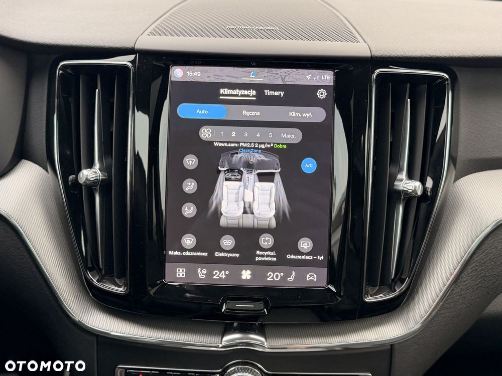 Volvo XC 60 - 25