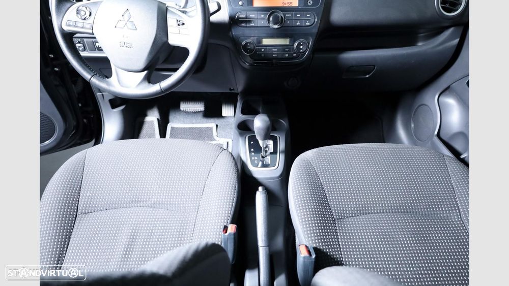 Mitsubishi Space Star - 12