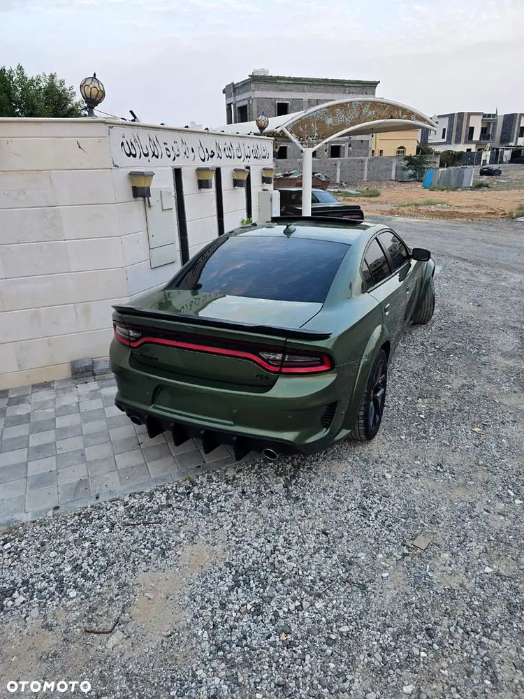 Dodge Charger - 4