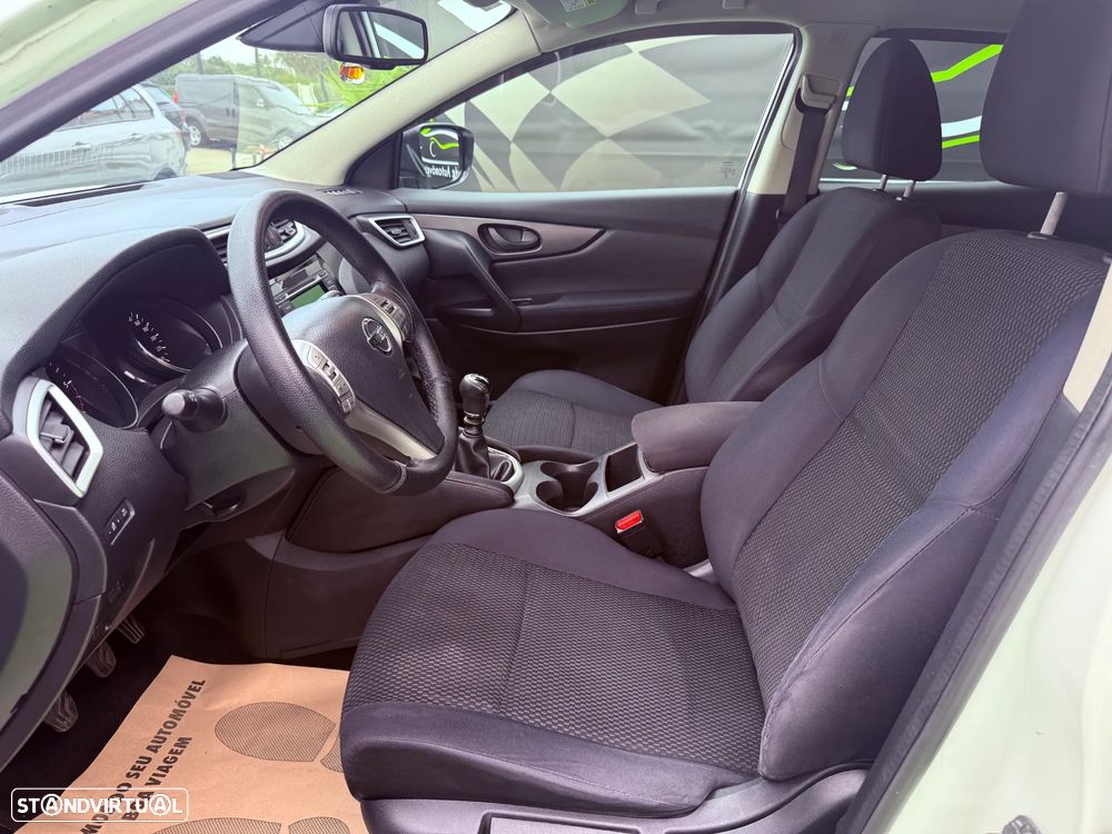 Nissan Qashqai 1.5 dCi Acenta RS - 11