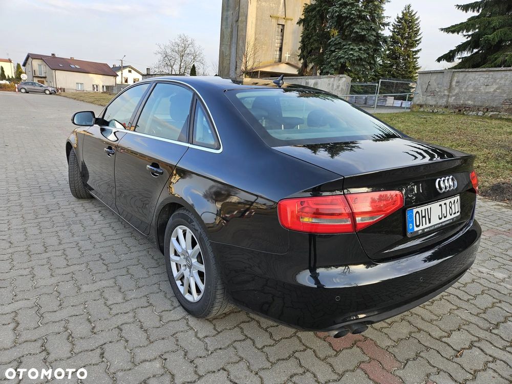 Audi A4 Limousine 2.0 TDI DPF Ambiente - 3