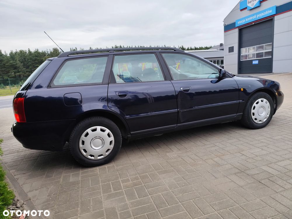 Audi A4 Avant 1.6 - 18