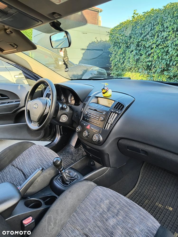 Kia Ceed 1.4 Comfort - 3