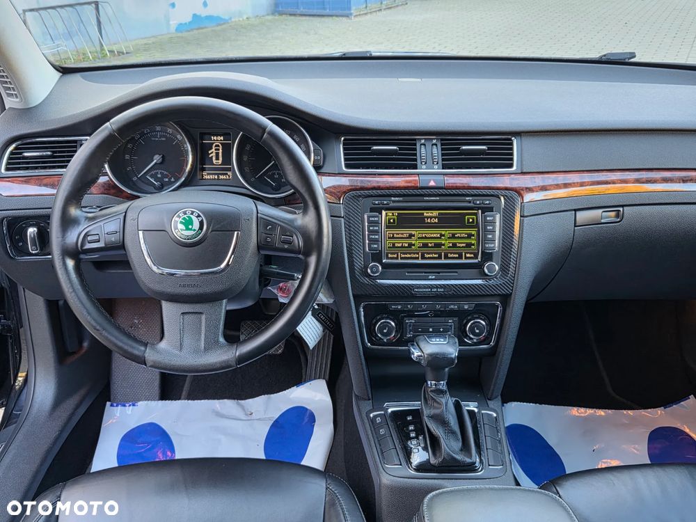 Skoda Superb Combi 2.0 TDI DSG Exclusive - 5
