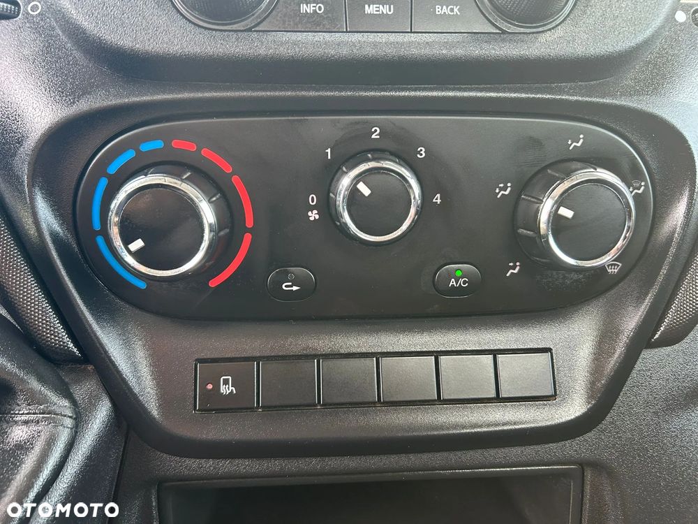 Iveco Daily 35C16 3.0 HPI Nowy MOCNY HDS 2800kg + wywrotka wywrot **Wzmocnione zawieszenie**Klima**Niski przebieg**DMC 3,5t**Na bliźniakach**Hak 3,5t.** - 26