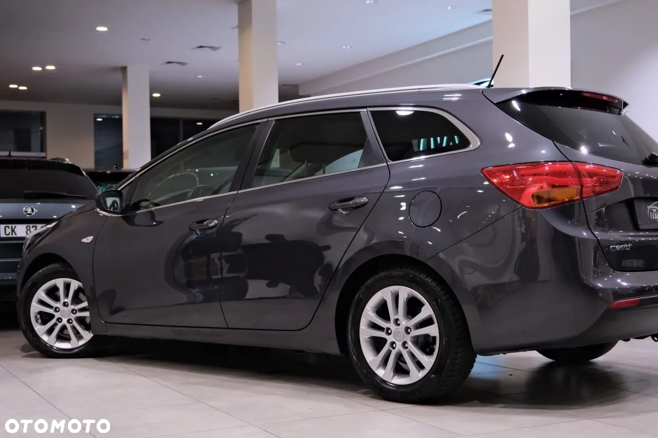 Kia Ceed Cee'd 1.6 CRDi M - 19