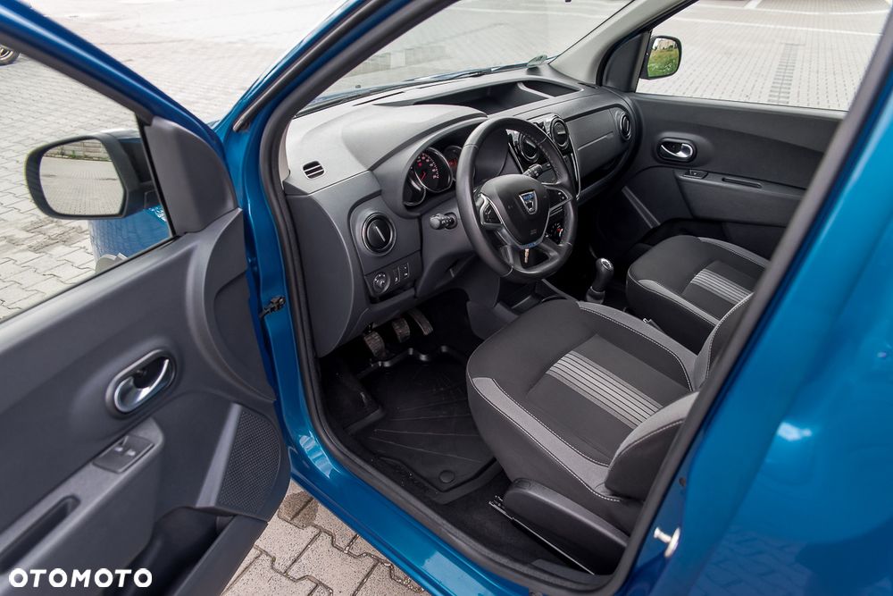 Dacia Dokker TCe 115 Stepway Celebration - 28